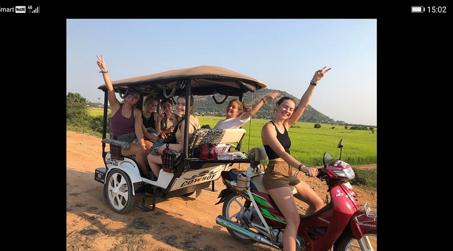 Honest-Tricycle-Driver-in-Coron-Praised-for-Returning-Tourist's-Lost-Bag